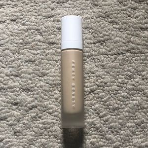 Fenty Beauty Pro Filt’r Foundation - 140